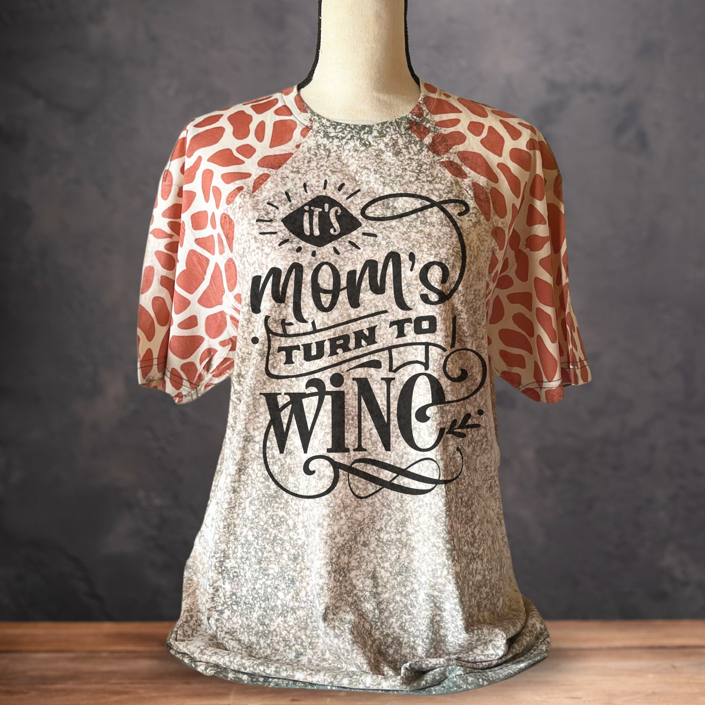 Moms Turn To Wine T-shirt